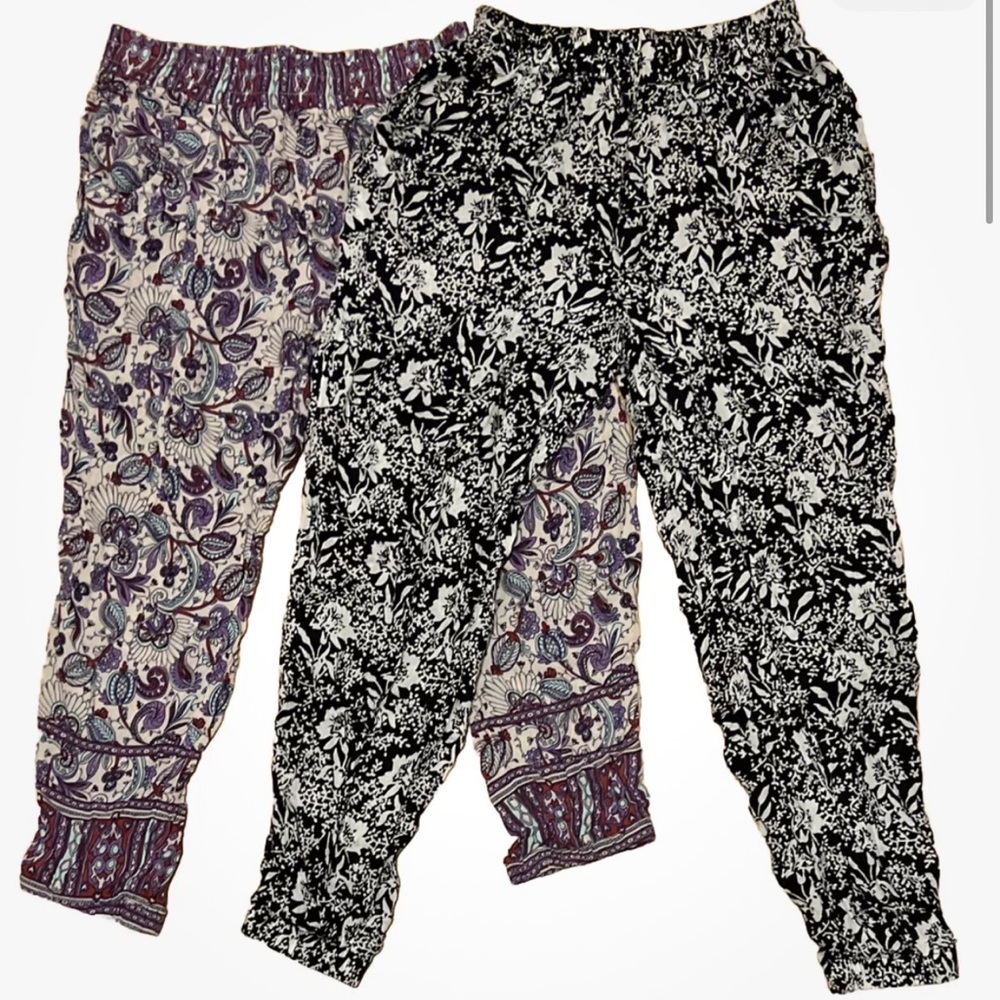 Lot Of 2 Women’s XS Pants-Ripcurl & Amuse Society Elastic Bottom
